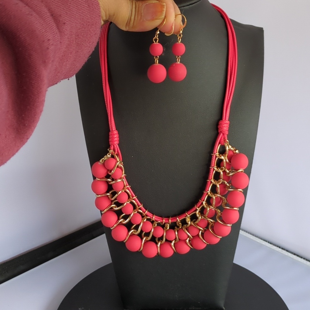 Bebe Bohemia Choker Necklace Chunky Chain Bib Statement Earrings Set